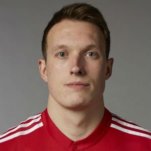Phil Jones Biography, Age, Career, Net Worth, Market Value, Family, Awards and Many More