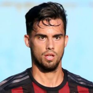 Suso Biography, Career, Age, Net Worth, Salary, Transfers, Awards, Personal Life, Family, Girlfriends, and Many More